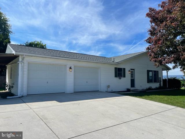 3312 Scotland Road Chambersburg, PA 17202 - Photo 31 of 32 a view of a garage