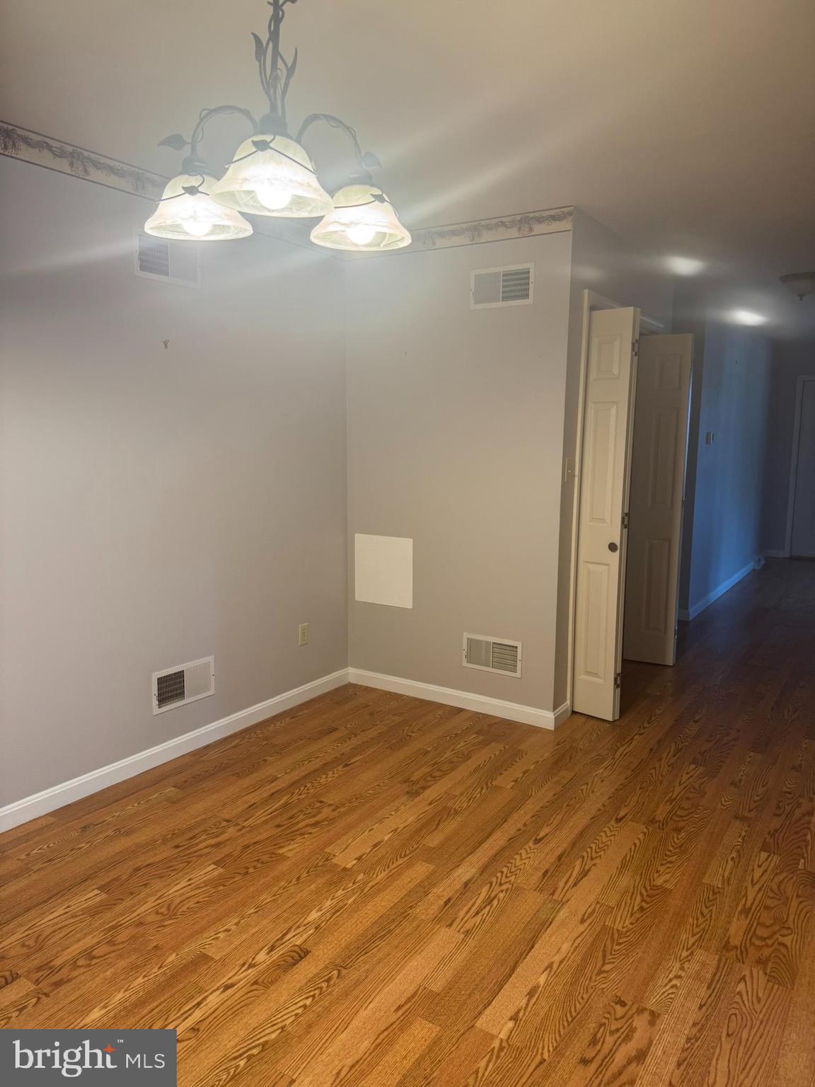 3312 Scotland Road Chambersburg, PA 17202 - Photo 6 of 32 an empty room with a bathroom