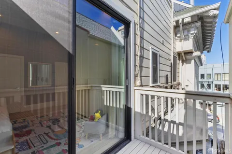 $1,650,000 | 2217 Pacific Avenue, Unit 4, San Francisco, CA 94115