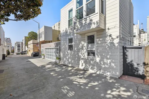 $1,650,000 | 2217 Pacific Avenue, Unit 4, San Francisco, CA 94115