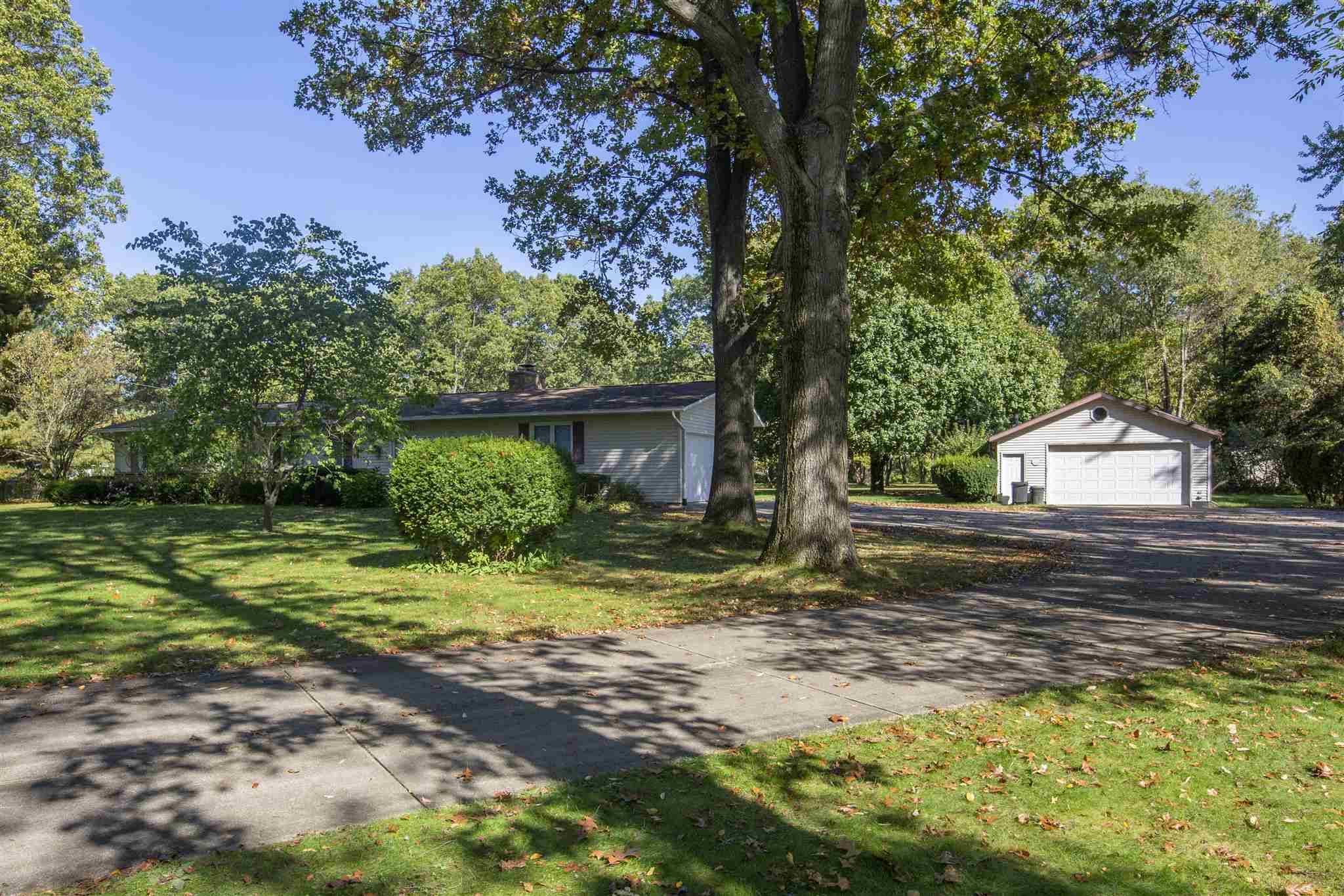 51350 Cherry Road Granger, IN 46530 - Photo 3 of 36 Gallery Image 3
