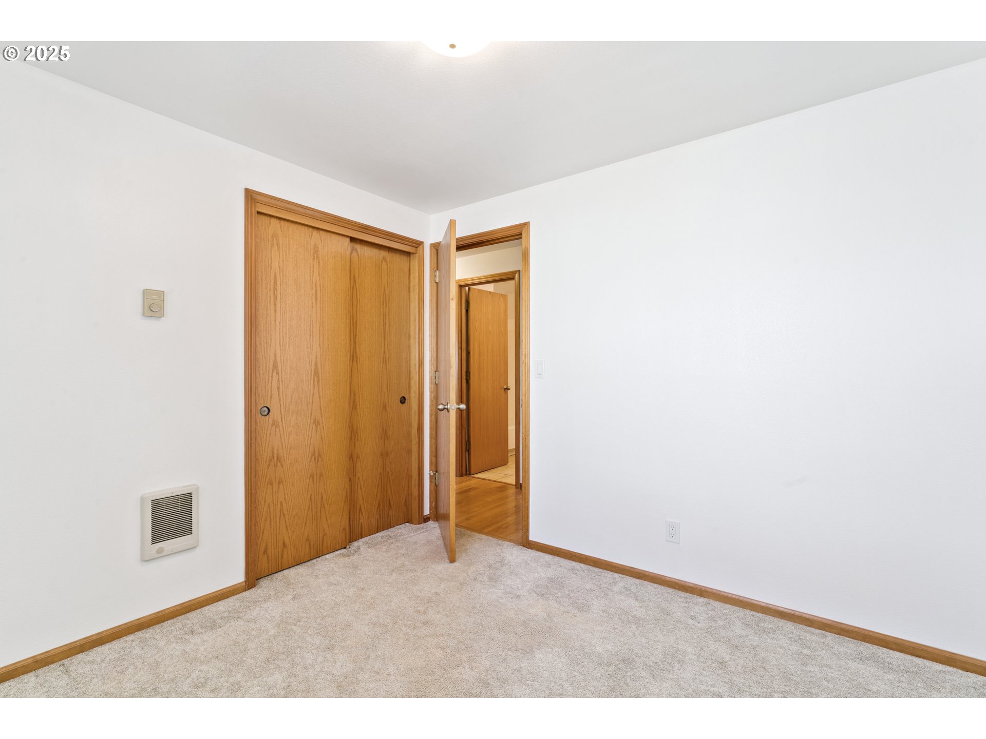 3909 Spruce Street Florence, OR 97439 - Photo 22 of 40 Bedroom