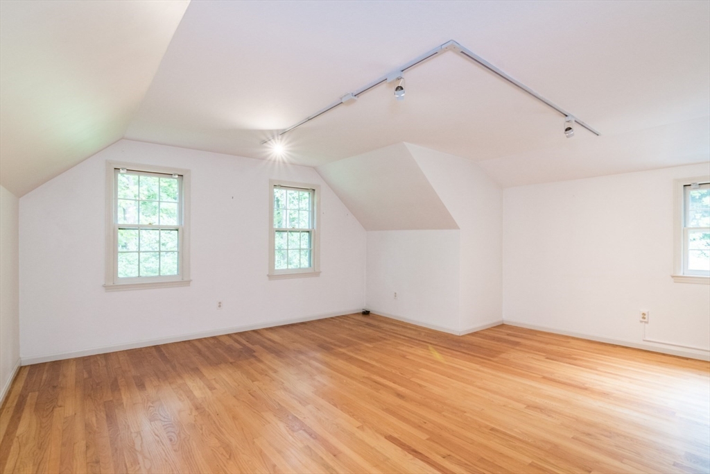 100 Hilltop Road Longmeadow, MA 01106 - Photo 31 of 42