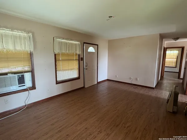 $220,000 | 3810 Highway 181, Kenedy, TX 78119