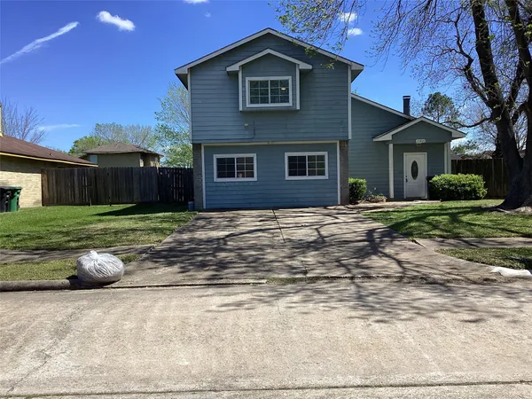 $1,850 | 15831 Bazelbriar Lane, Houston, TX 77489