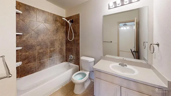 $1,449 | 2331 North Elm Street, Unit 2, Denton, TX 76201