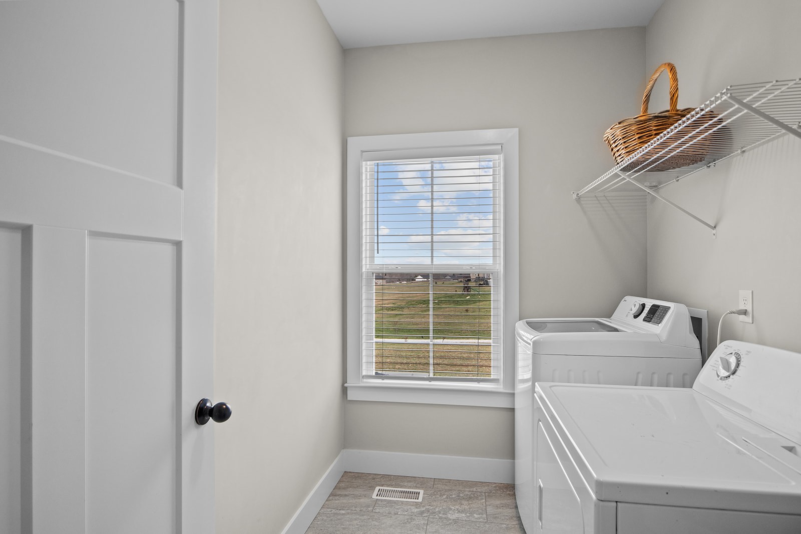 825 Hooper Road Charlotte, TN 37036 - Photo 22 of 43 Gallery Image 22