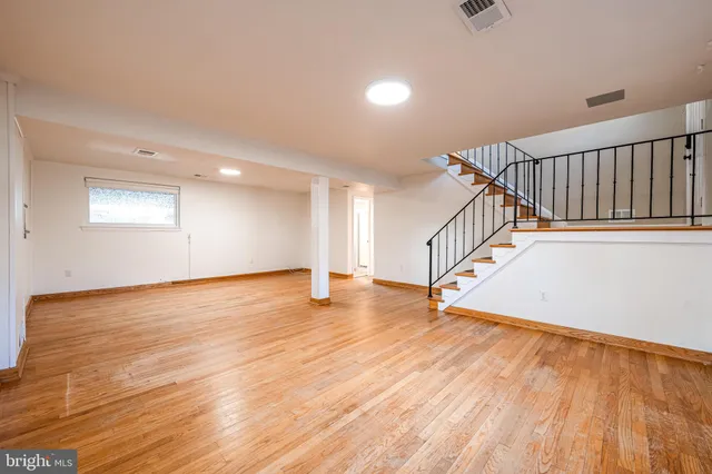 $4,095 | 3900 Flagstone Terrace, Alexandria, VA 22306