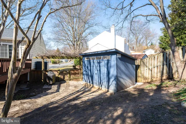 $4,095 | 3900 Flagstone Terrace, Alexandria, VA 22306