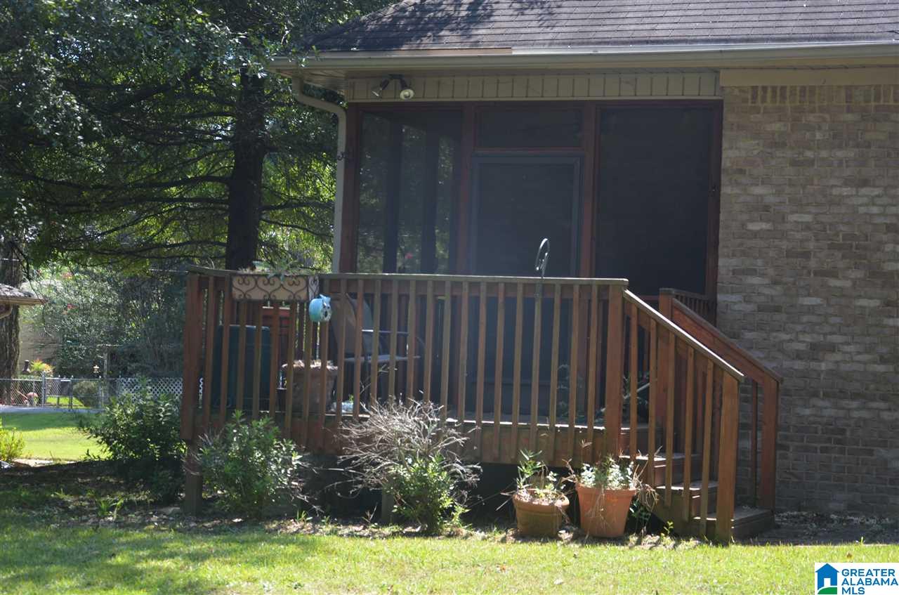 809 11th Place Pleasant Grove, AL 35127 - Photo 5 of 21