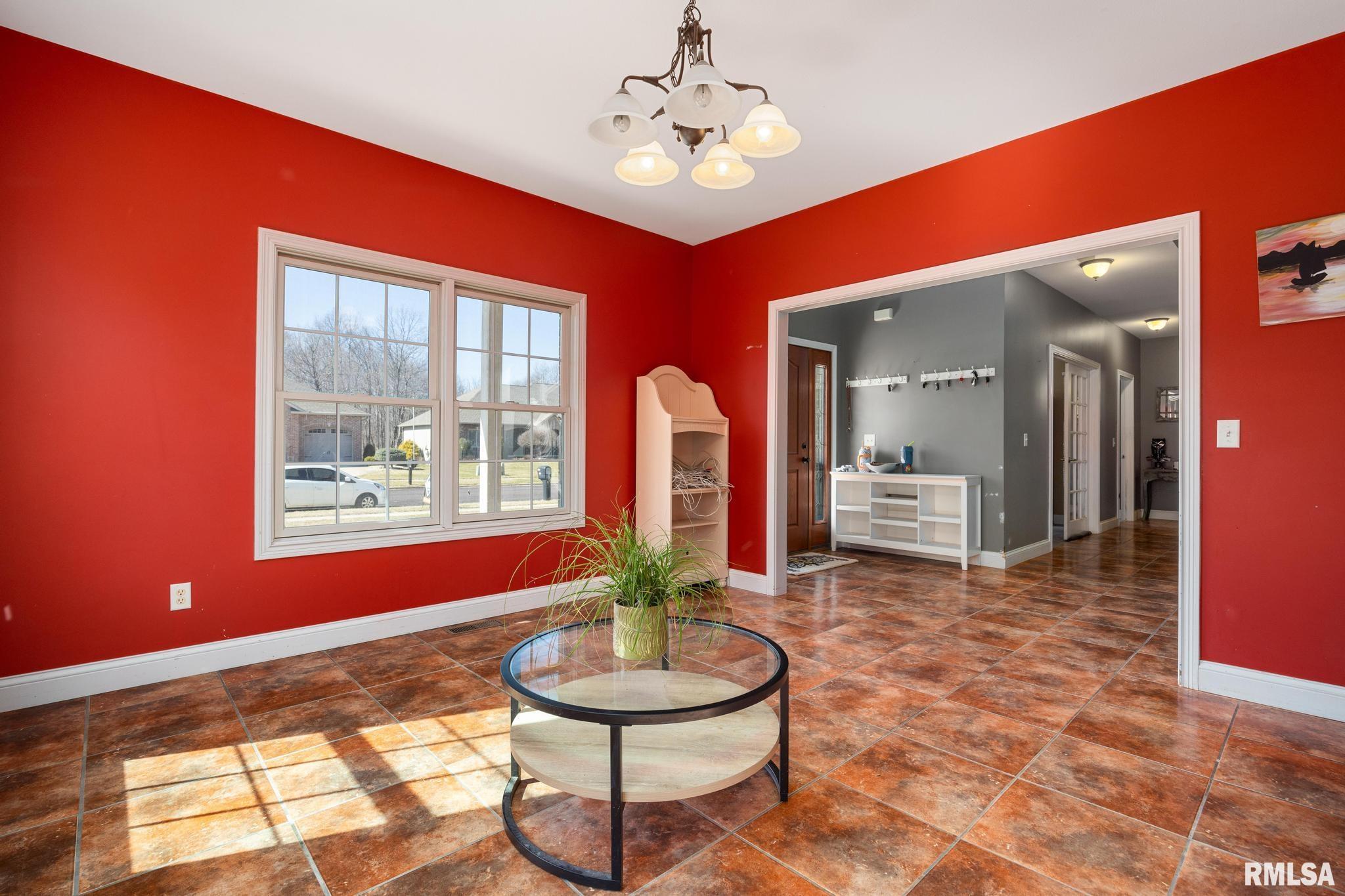 1817 Autumn Ridge Washington, IL 61571 - Photo 7 of 51