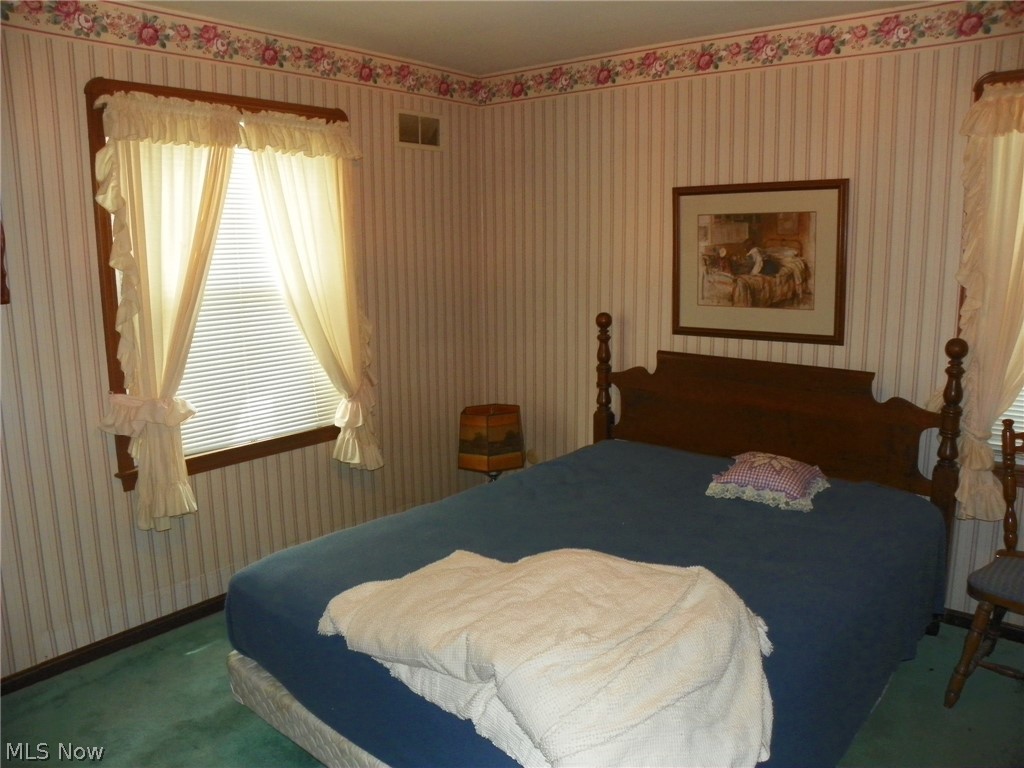 1808 Keystone Road Cleveland, OH 44134 - Photo 5 of 26