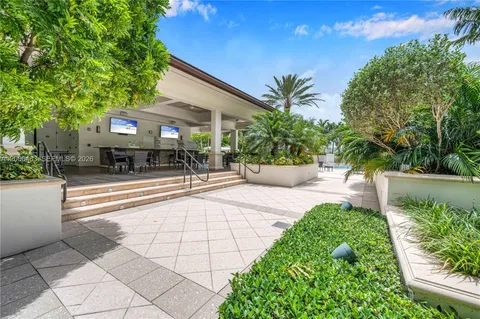 $590,000 | 2800 Island Boulevard, Unit 603, Aventura, FL 33160