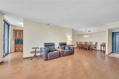 $590,000 | 2800 Island Boulevard, Unit 603, Aventura, FL 33160