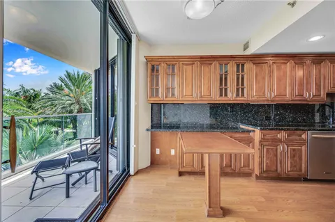 $590,000 | 2800 Island Boulevard, Unit 603, Aventura, FL 33160