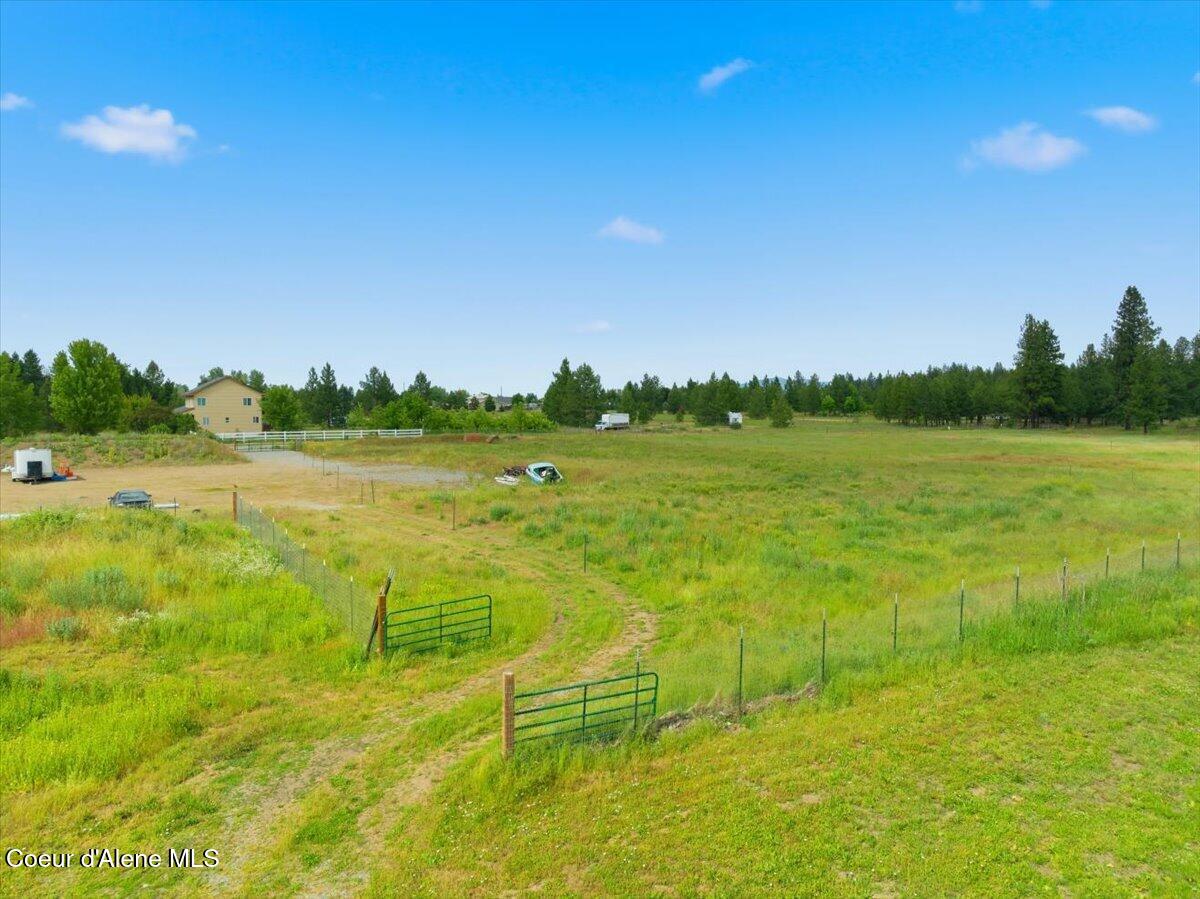 1900 North Meyer Road Post Falls, ID 83854 - Photo 13 of 30 13-1900 N Meyer Rd_RedHogMedia