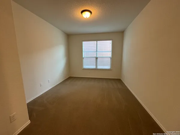 $1,800 | 128 Landmark, Cibolo, TX 78108