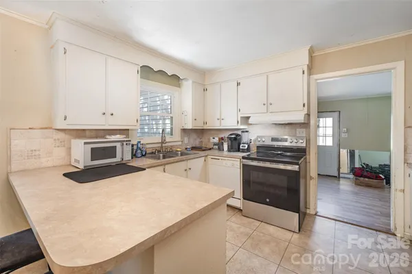 $275,000 | 904 Timberlane Drive, Mount Holly, NC 28120