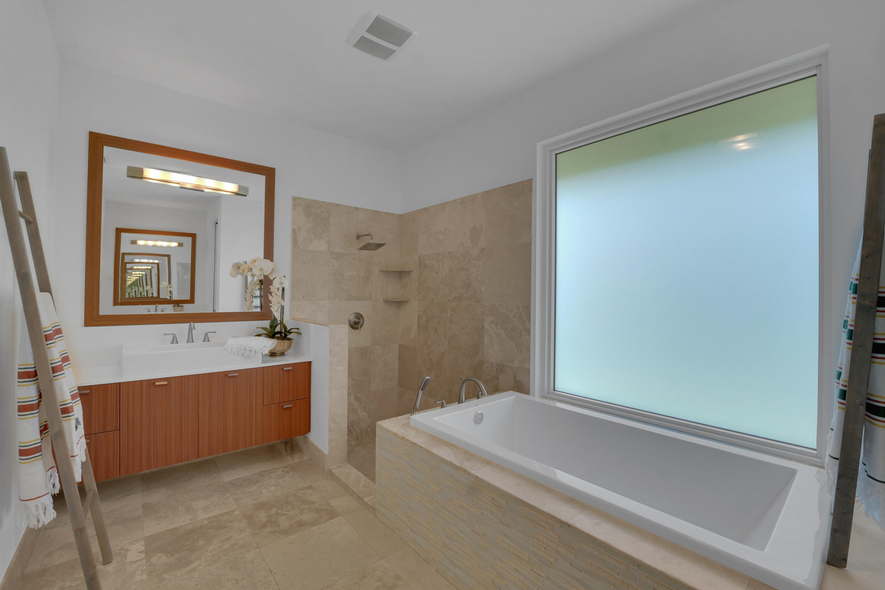 5737 Regency Circle East Boca Raton, FL 33496 - Photo 30 of 87 DSC09519
