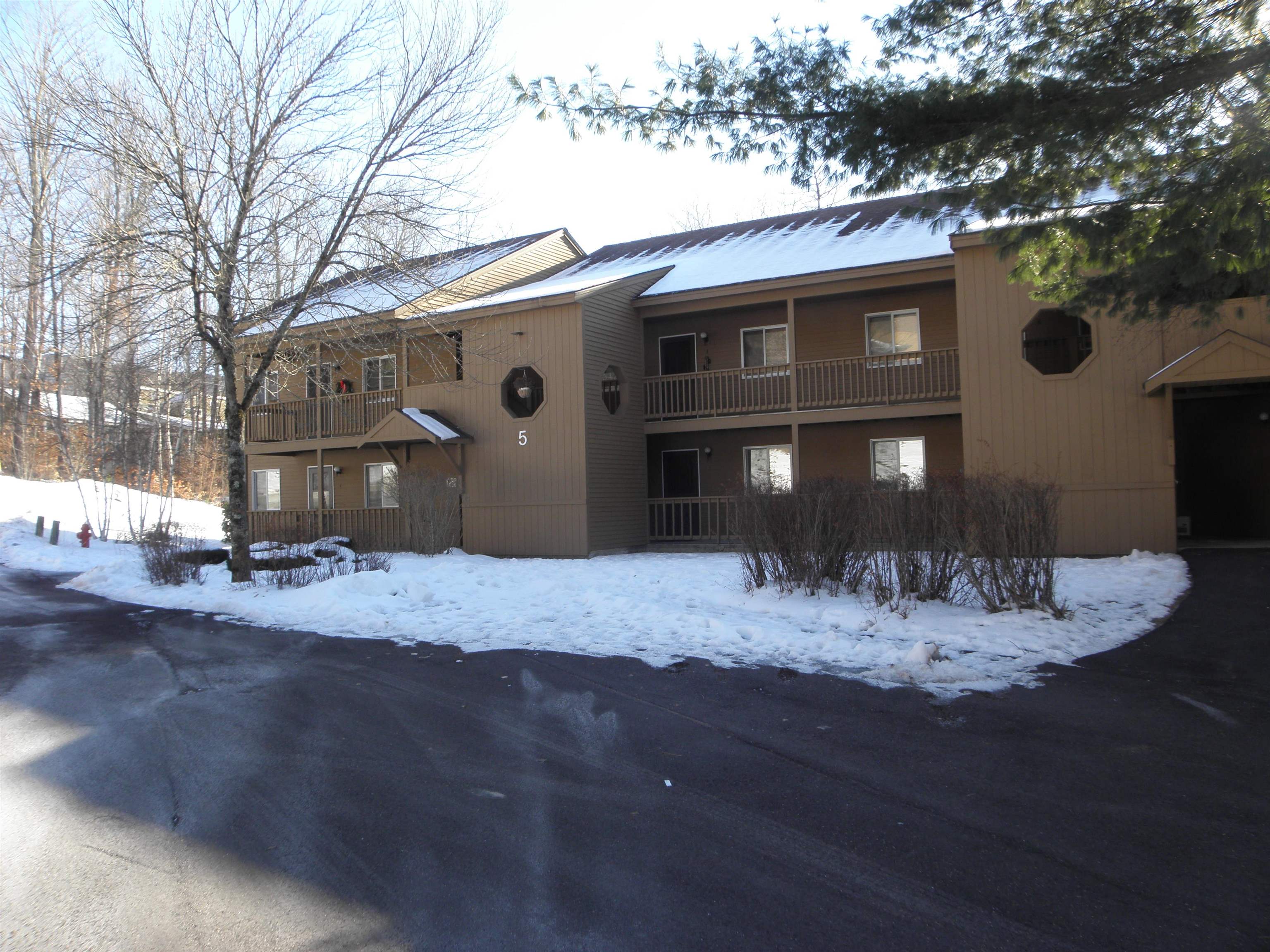 5 Hummingbird Road, Unit 3 Lincoln, NH 03251 - Photo 1 of 23