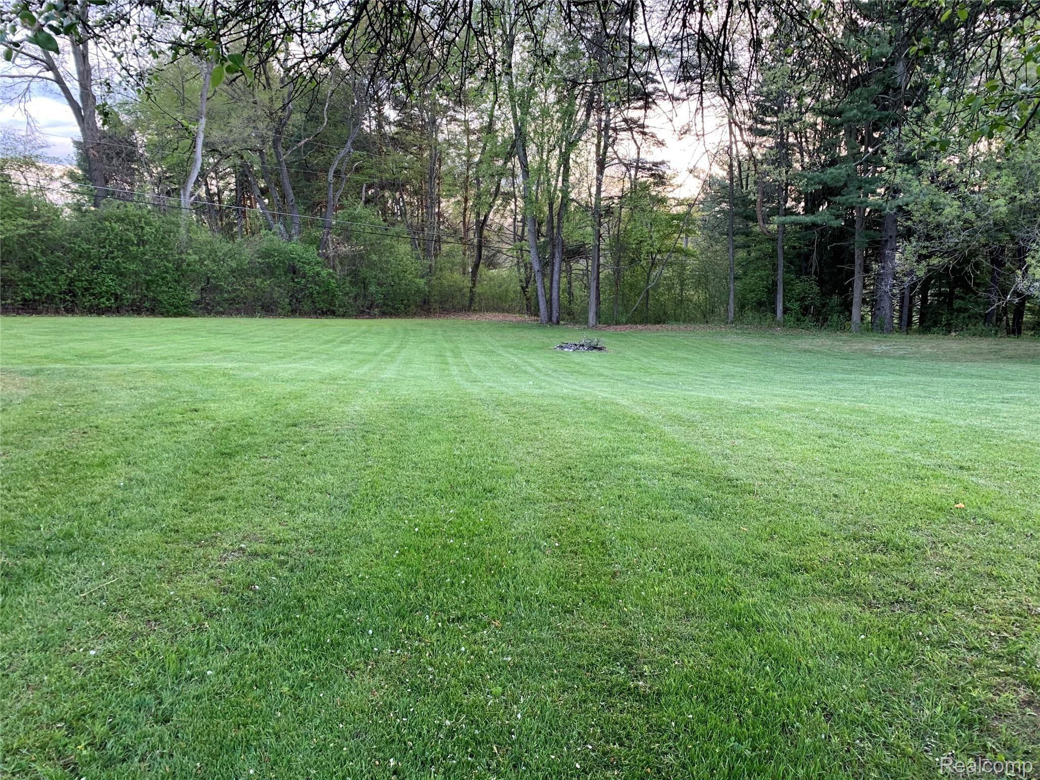 3039 Rochester Road Leonard, MI 48367 - Photo 24 of 66 983D7A9B-DA02-4CB8-9F4D-B98316B0DCA7.jpeg