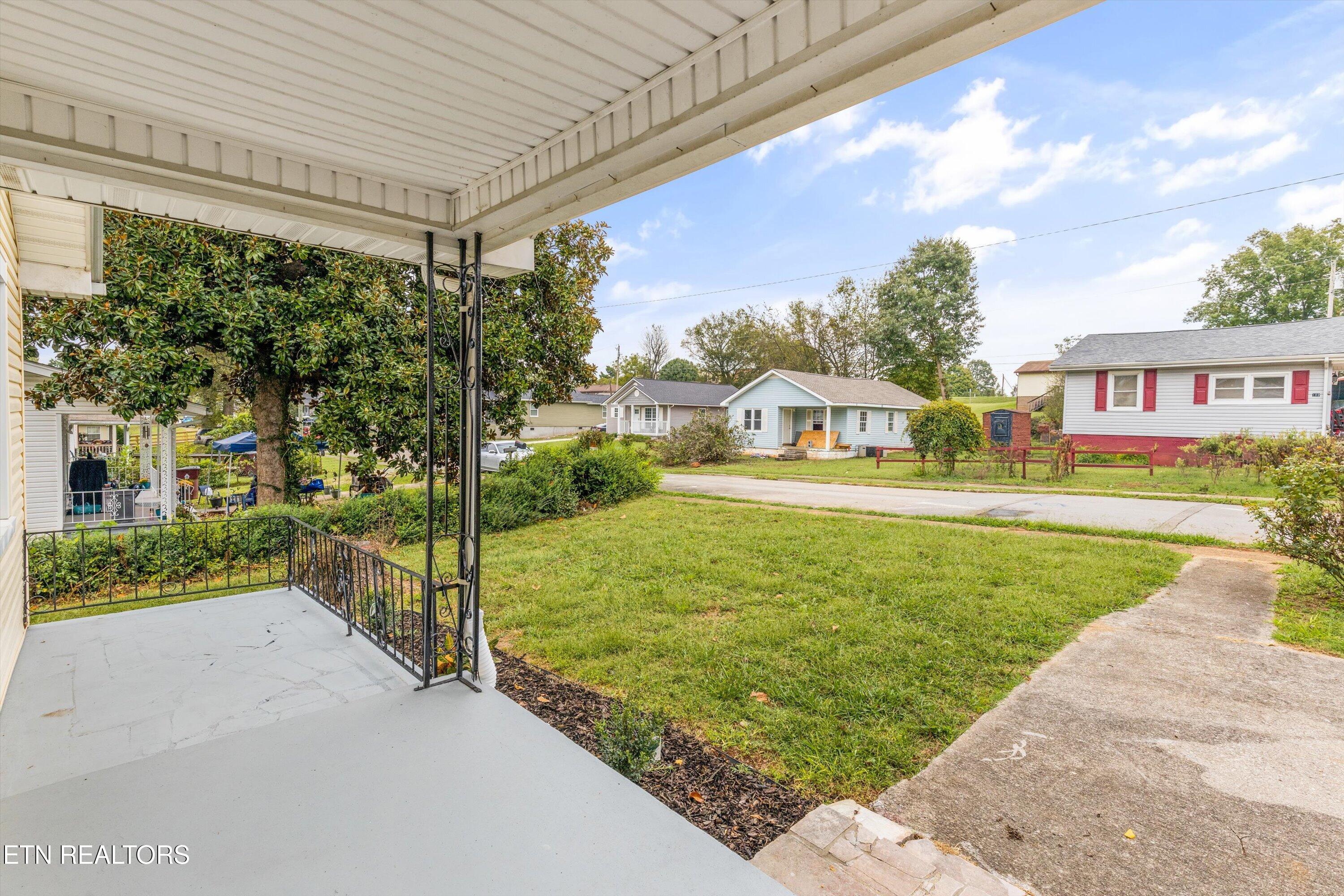 181 East Edison Street Alcoa, TN 37701 - Photo 5 of 29 05-05-181 E Edison St28