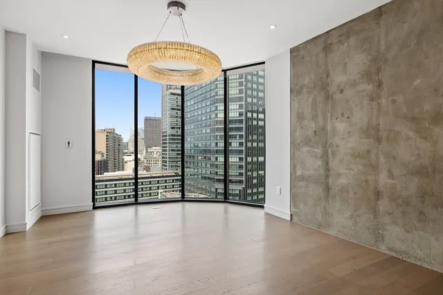 $7,500 | 55 Lagrange Street, Unit PH22E, Boston, MA 02116