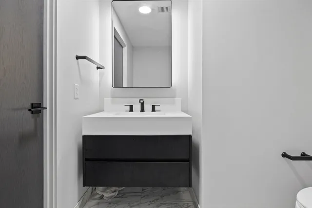 $7,500 | 55 Lagrange Street, Unit PH22E, Boston, MA 02116