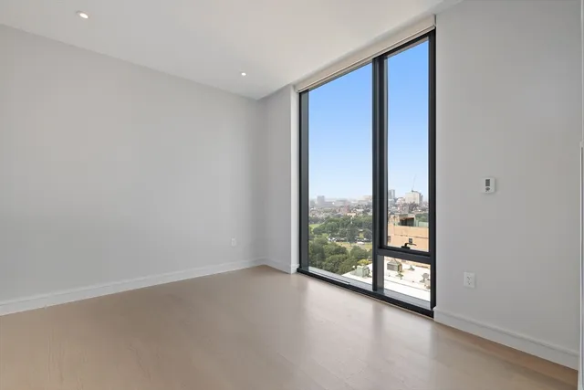 $7,500 | 55 Lagrange Street, Unit PH22E, Boston, MA 02116