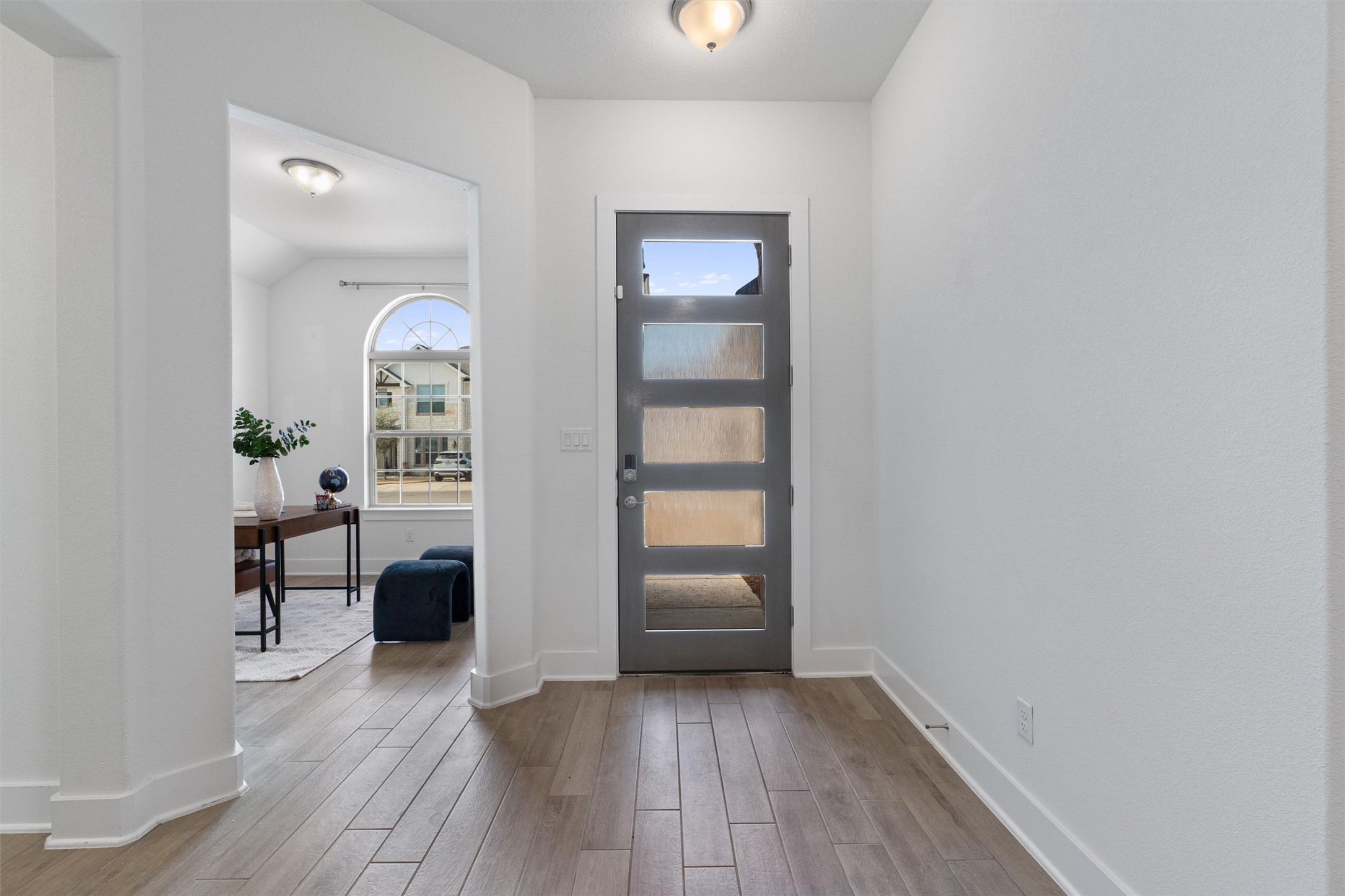 109 Wake Lane Georgetown, TX 78633 - Photo 11 of 34 a view of empty room with wooden floor