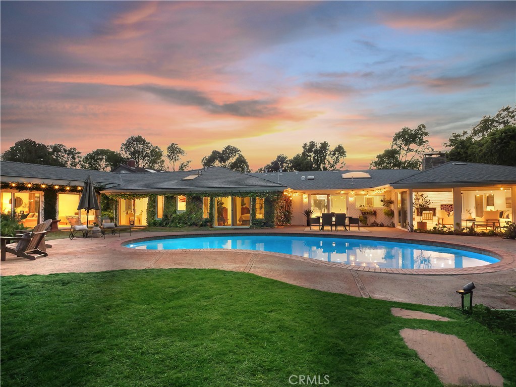 27424 Rainbow Ridge Road Palos Verdes Peninsula, CA 90274 - Photo 2 of 59 Gallery Image 2