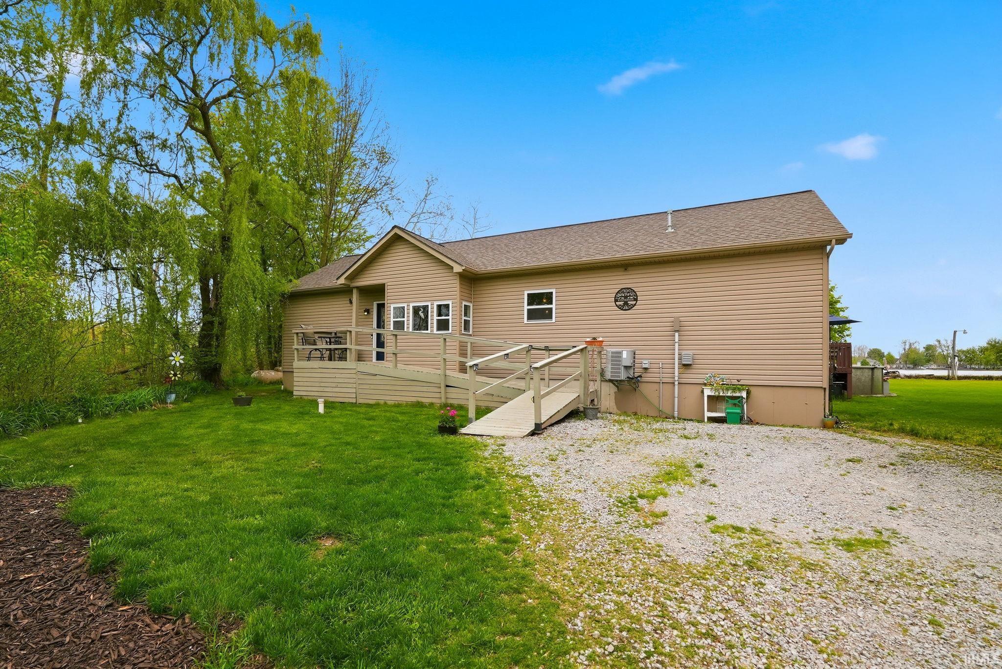 10105 North Eagle Island Road Rome City, IN 46784 - Photo 28 of 35