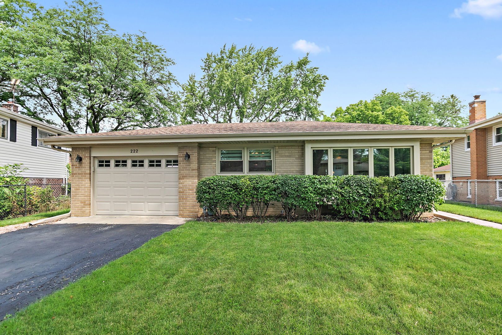 222 Dulles Road Des Plaines, IL 60016 - Photo 1 of 30 Gallery Image 1