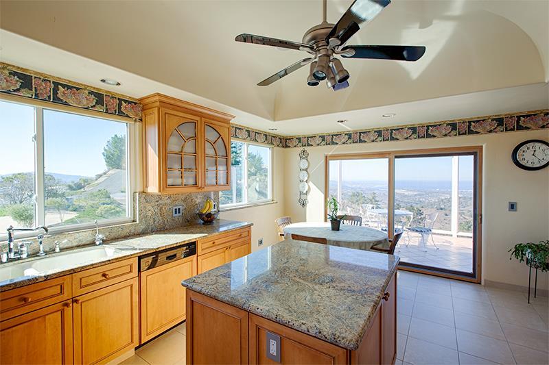 10905 Saddle Road Monterey, CA 93940 - Photo 8 of 22 Gallery Image 8