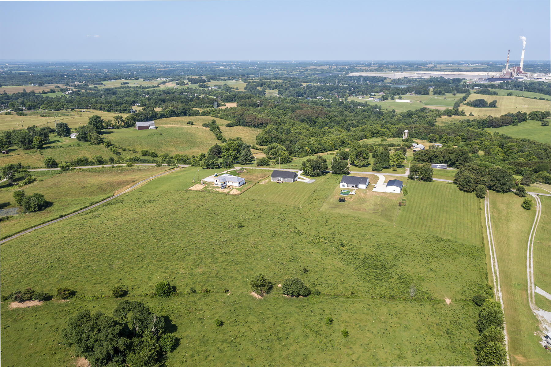 2562 High Bridge Road Lancaster, KY 40444 - Photo 37 of 43 2562high35