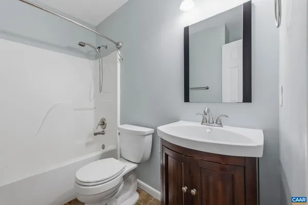$535,000 | 462 Fox Hunters Lane, Madison, VA 22727