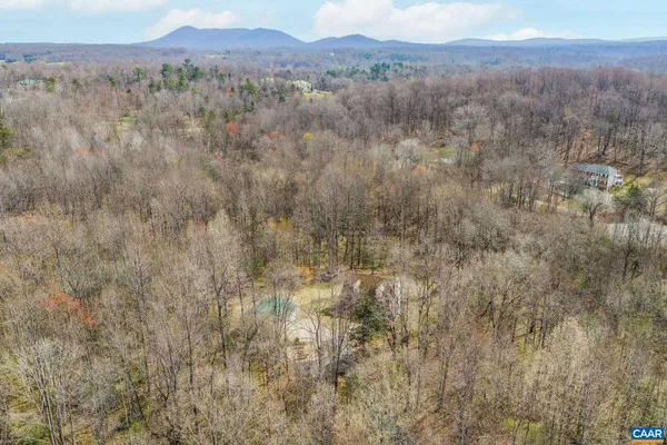 $535,000 | 462 Fox Hunters Lane, Madison, VA 22727