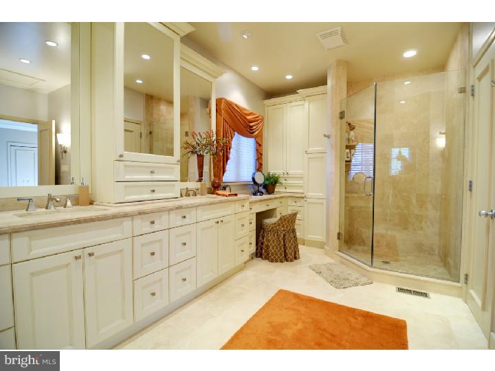 7 Hilltop Road Wallingford, PA 19086 - Photo 17 of 24 Master Bathroom