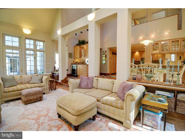 7 Hilltop Road Wallingford, PA 19086 - Photo 6 of 24 Family Room