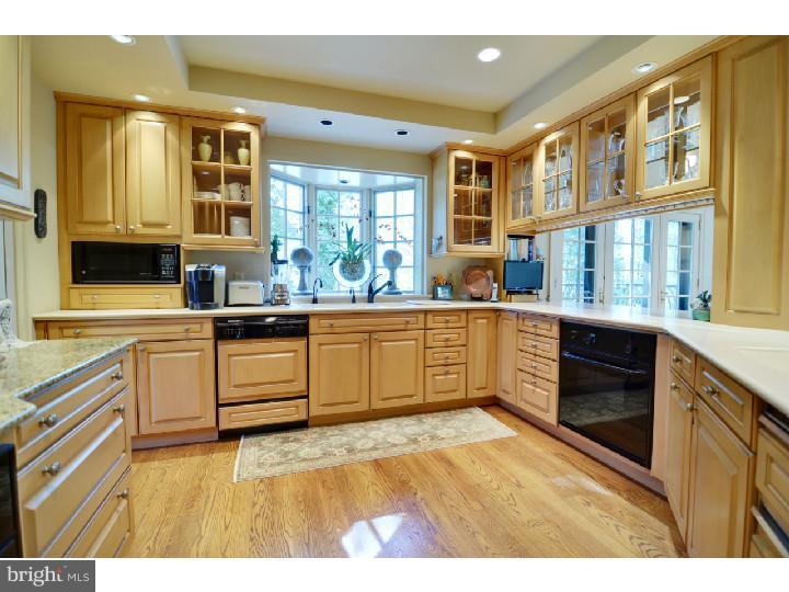7 Hilltop Road Wallingford, PA 19086 - Photo 8 of 24 Kitchen