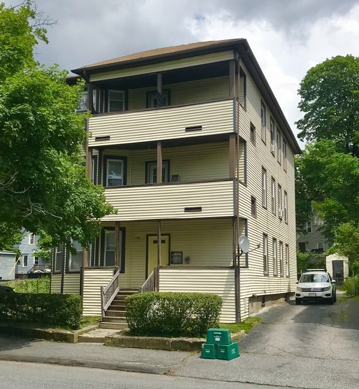 68 Windsor Street Worcester, MA 01605 - Photo 1 of 29 Gallery Image 1