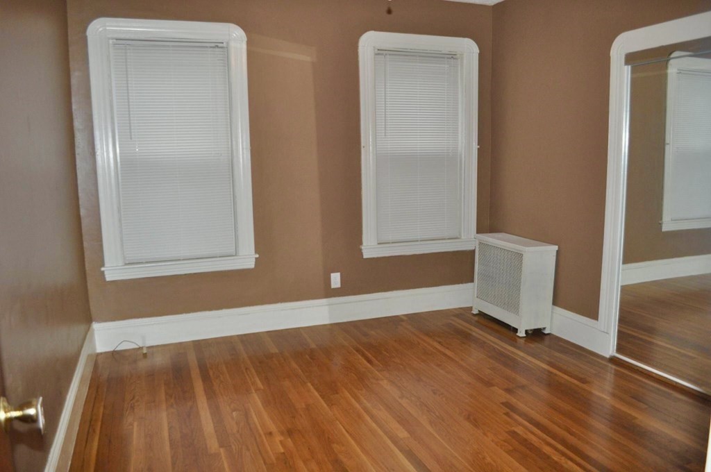 68 Windsor Street Worcester, MA 01605 - Photo 17 of 29 Gallery Image 17