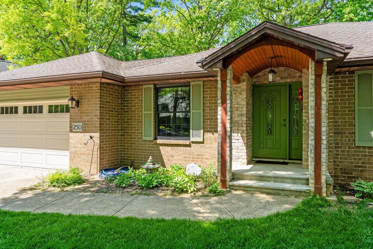 250 Traders Point Green Bay, WI 54302 - Photo 40 of 56
