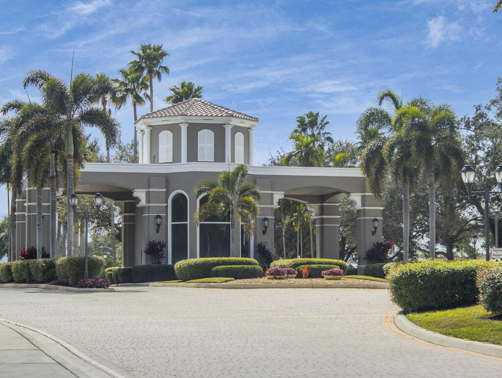 6507 Pavone Street Lake Worth, FL 33467 - Photo 38 of 40 Guard House