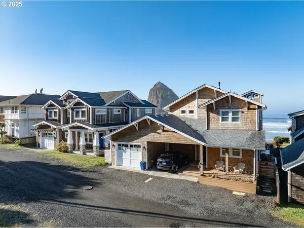 $3,379,000 | 1659 Forest Lawn Road, Cannon Beach, OR 97110
