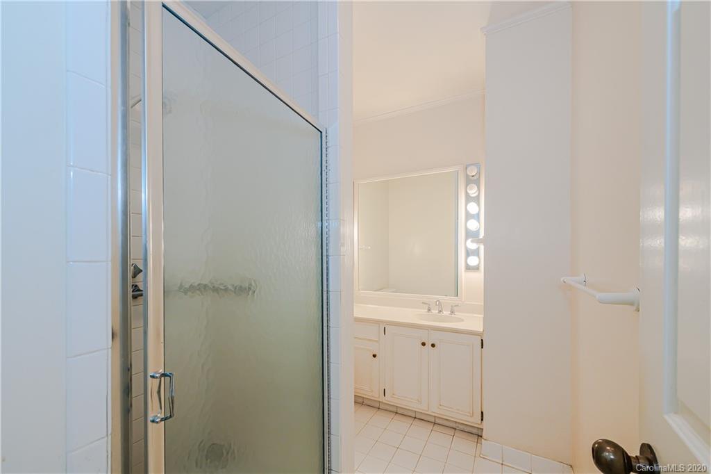 834 Cherokee Road Charlotte, NC 28207 - Photo 21 of 22