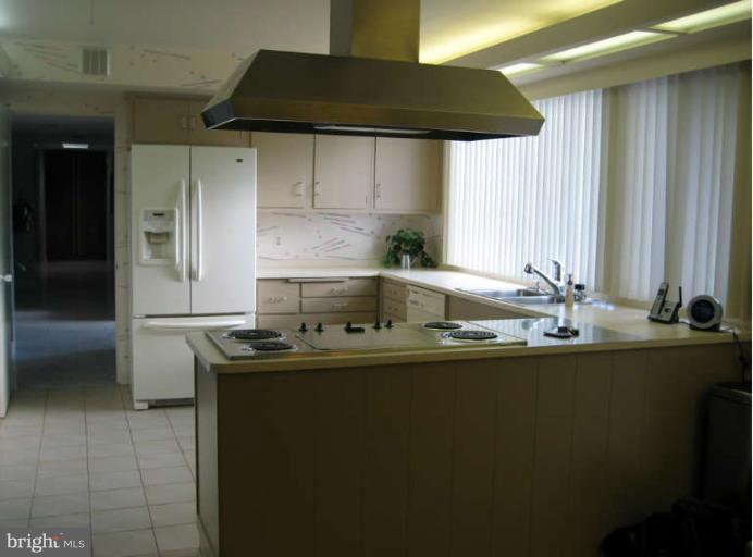 8311 Burning Wood Road Baltimore, MD 21208 - Photo 11 of 16 Kitchen