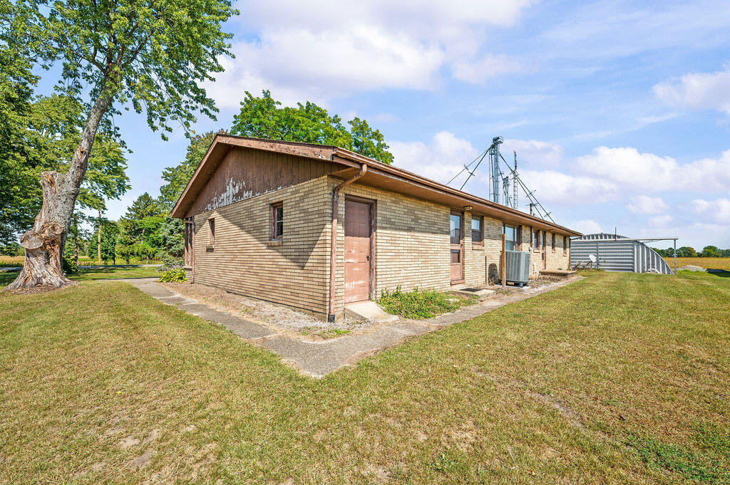 2362 Browntown Road Buchanan, MI 49107 - Photo 25 of 57 21
