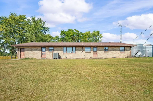 $1,400,000 | 2362 Browntown Road, Buchanan, MI 49107