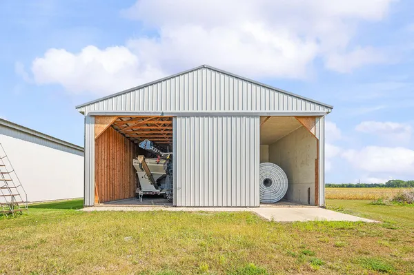 $1,400,000 | 2362 Browntown Road, Buchanan, MI 49107